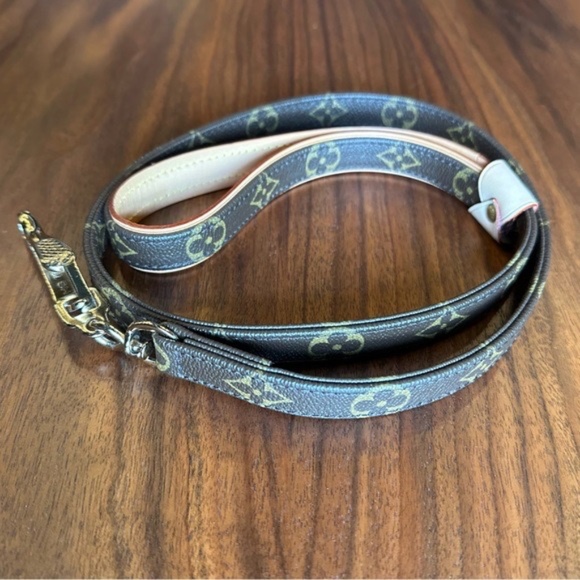 Louis Vuitton Monigram Laisse Baxter MM Pet Leash for Dogs M58056 - Picture 5 of 9